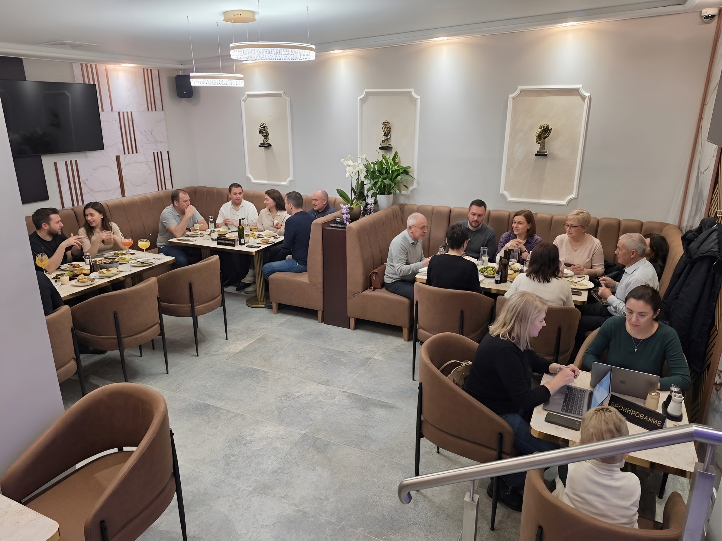 Innenraum des Prestige Café & Bar